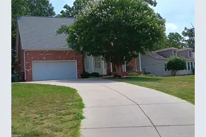 4026 Banoak Street, High Point, NC 27265 - Photo 2