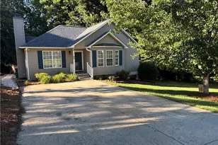 105 Conifer Ct, King, NC 27021 - Photo 2