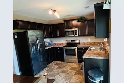 1578 Zeverly Street, Winston-Salem, NC 27127 - Photo 14
