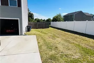1578 Zeverly St, Winston-Salem, NC 27127 - Photo 6