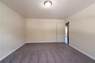 3423 Anita Glen Dr, Greensboro, NC 27405 - Photo 4