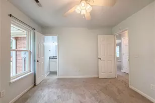 304 Field St, Graham, NC 27253 - Photo 4