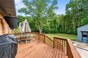 2654 London Ln, Winston-Salem, NC 27103 - Photo 16