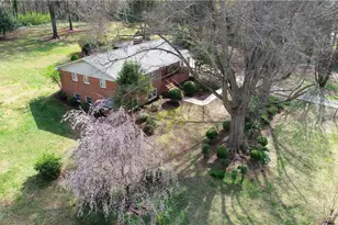 1804 Strathmore Dr, Greensboro, NC 27410 - Photo 32