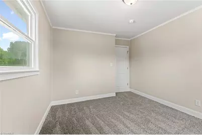 1220 S Elm Street, High Point, NC 27260 - Photo 34