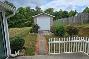 4368 Glenmore Creek Dr, Winston-Salem, NC 27107 - Photo 28