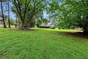 7060 Bridgewood Rd, Clemmons, NC 27012 - Photo 30