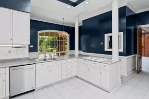 7 Clubview Ct, Greensboro, NC 27410 - Photo 10