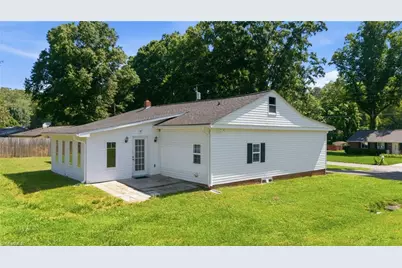 1811 Aims Avenue, Mount Airy, NC 27030 - Photo 6