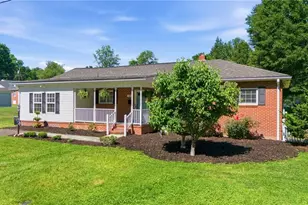 1811 Aims Ave, Mount Airy, NC 27030 - Photo 4
