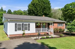 1811 Aims Ave, Mount Airy, NC 27030 - Photo 6