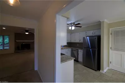 103 Briar Ridge Circle, Winston-Salem, NC 27104 - Photo 6