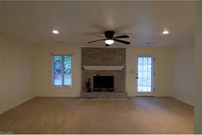 103 Briar Ridge Circle, Winston-Salem, NC 27104 - Photo 8