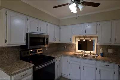 103 Briar Ridge Circle, Winston-Salem, NC 27104 - Photo 4