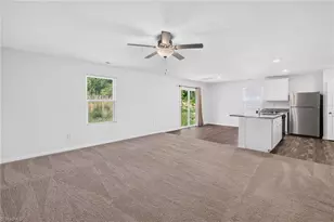 4010 Meredith Woods Ln, Winston-Salem, NC 27107 - Photo 12