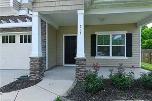 717 Nellie Gray Pl, Whitsett, NC 27377 - Photo 2