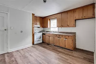307 Winston St, Greensboro, NC 27401 - Photo 12