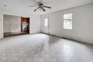 307 Winston St, Greensboro, NC 27401 - Photo 18