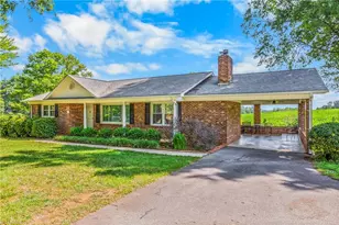 3323 Rockford Rd, Dobson, NC 27017 - Photo 2