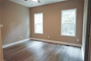 1213 Hillcrest Dr, Thomasville, NC 27360 - Photo 18