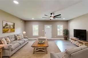 1213 Hillcrest Dr, Thomasville, NC 27360 - Photo 16