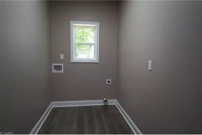 1213 Hillcrest Drive, Thomasville, NC 27360 - Photo 24