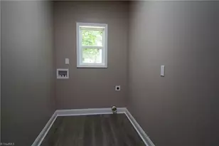 1213 Hillcrest Dr, Thomasville, NC 27360 - Photo 24