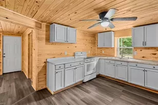 3092 Denton Rd, Denton, NC 27239 - Photo 8