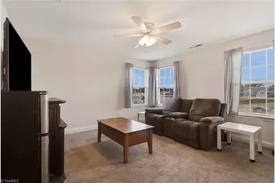 116 Beckham Place, Thomasville, NC 27360 - Photo 12