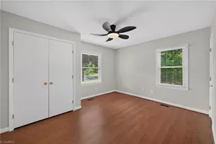 515 E Willowbrook Dr, Burlington, NC 27215 - Photo 26