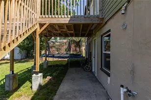 1009 7th St, North Wilkesboro, NC 28659 - Photo 32