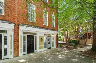217 E Lewis St, Greensboro, NC 27406 - Photo 2