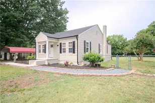 564 McDermott St, Asheboro, NC 27205 - Photo 2