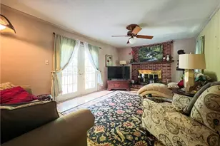 4205 Gardenspring Dr, Clemmons, NC 27012 - Photo 4