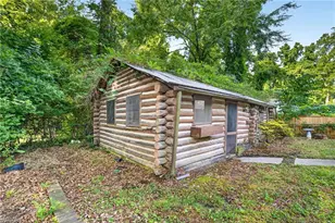 405 Spring St, Thomasville, NC 27360 - Photo 46