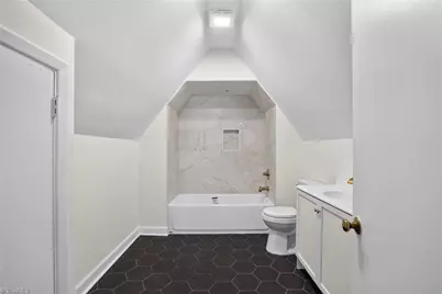 405 Spring Street, Thomasville, NC 27360 - Photo 30