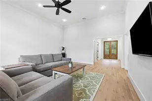 110 Springdale Ave, Winston-Salem, NC 27104 - Photo 10