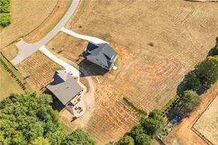 8305 Pyramid Dr, Summerfield, NC 27358 - Photo 34