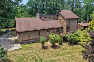 512 Forest Ln, Yadkinville, NC 27055 - Photo 2