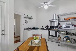 305 Irvin St, Reidsville, NC 27320 - Photo 12