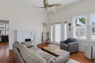 305 Irvin St, Reidsville, NC 27320 - Photo 6