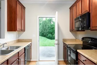 2674 Hartfield Commons Lane, Winston-Salem, NC 27103 - Photo 8