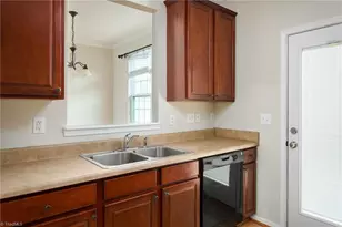 2674 Hartfield Commons Ln, Winston-Salem, NC 27103 - Photo 8