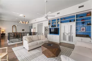 400 W 4th St, Winston-Salem, NC 27101 - Photo 8