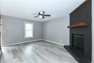 2208 Franklin Ct, Burlington, NC 27215 - Photo 6