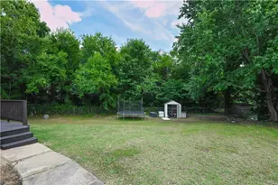 2208 Franklin Ct, Burlington, NC 27215 - Photo 24