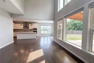 801 Blue Moon Ct, Greensboro, NC 27455 - Photo 6