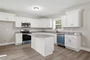 1024 Franklin St, Winston-Salem, NC 27101 - Photo 14