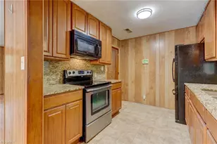 214 Regency Dr, Reidsville, NC 27320 - Photo 18