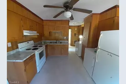 206 Cobb Street, Gibsonville, NC 27249 - Photo 4